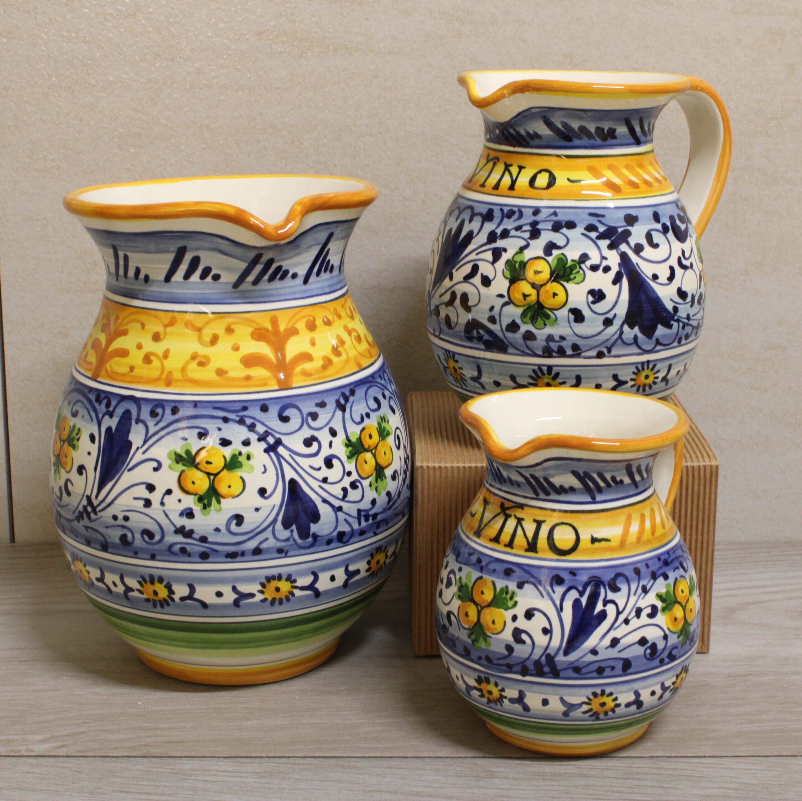 Brocca in ceramica decorata a mano "Geometrico Giallo"